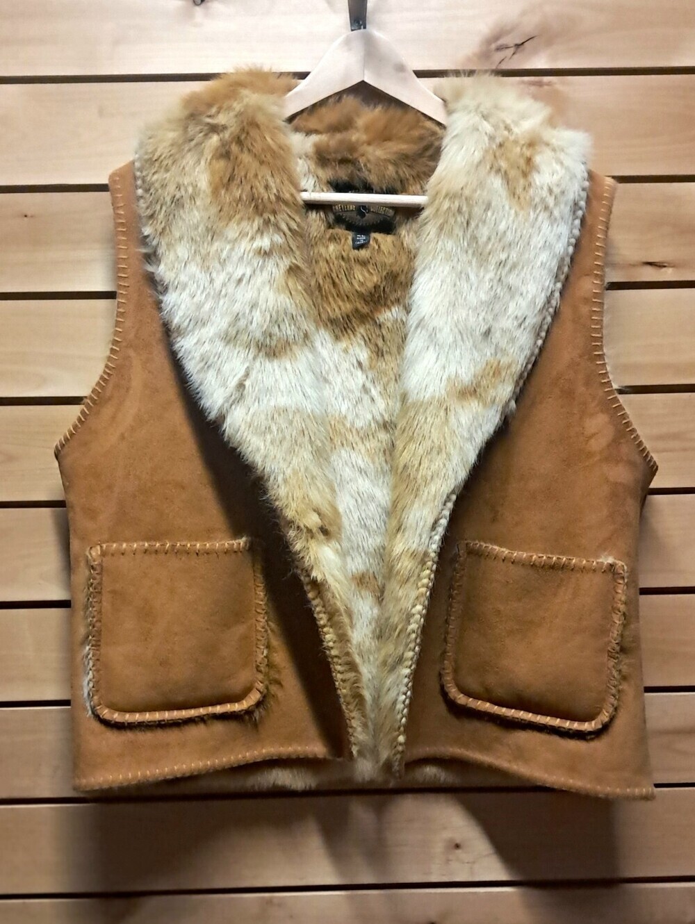 Vintage County Clothing Co Cheyenne Collection Faux Suede Fur Vest XL Canada